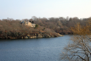 almy-pond-whitehouse-property