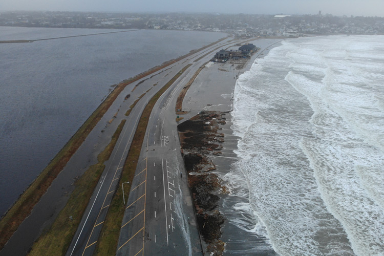 aquidneck-resilience-header-mobile