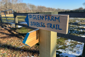 glen-famr-stables-trail